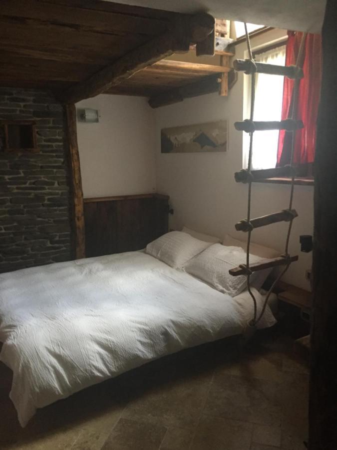 Chalet Gorret Cheneil Valtournenche Esterno foto