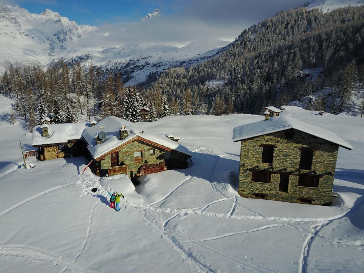Chalet Gorret Cheneil Valtournenche Esterno foto